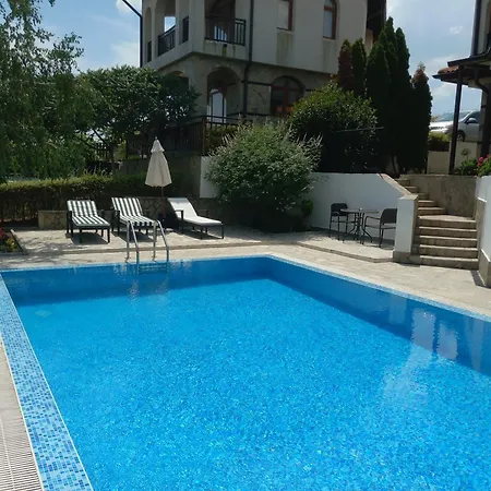 мускат 2 Casa de hóspedes 4*