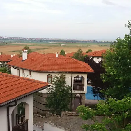 мускат 2 4* Aheloy