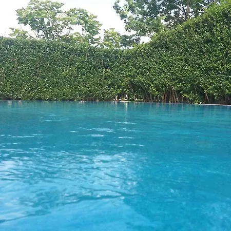 мускат 2 Casa de hóspedes 4*