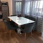 мускат 2 4*