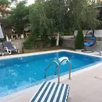 мускат 2 4* Aheloy