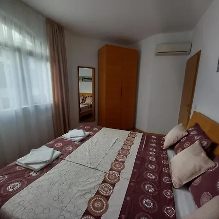 Konukevi мускат 2 Aheloy
