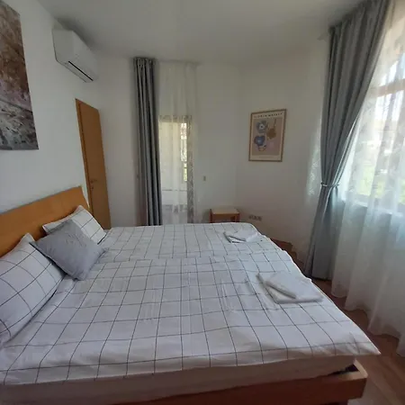 Guest house мускат 2