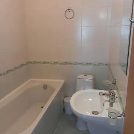 мускат 2 Guest house Aheloy