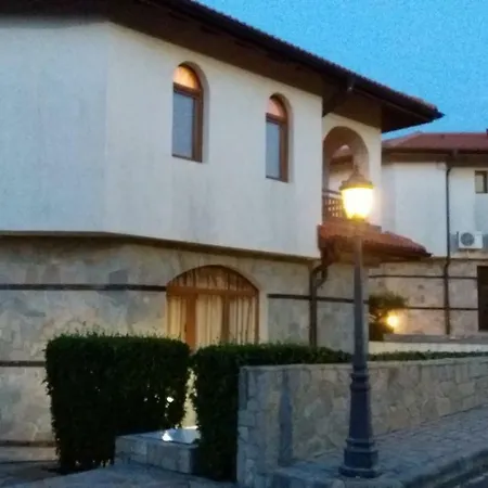 мускат 2 Ахелой