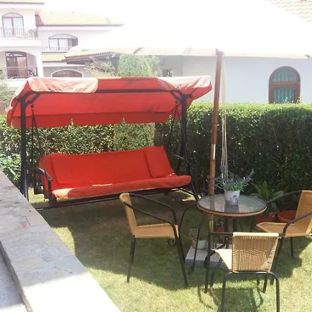 мускат 2 Pensionat Aheloy