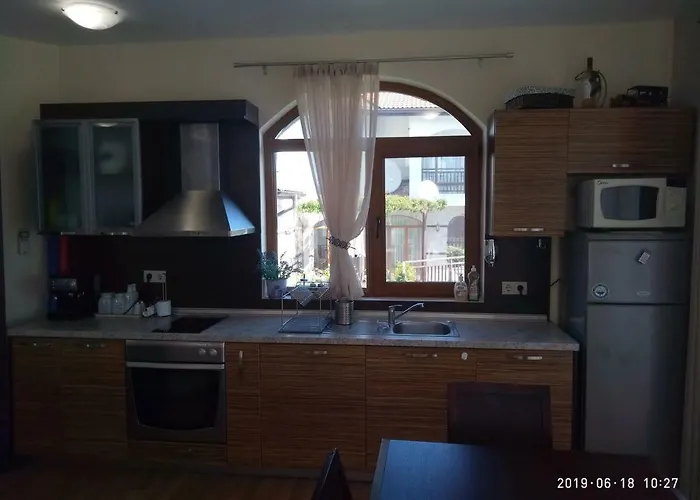 招待所 мускат 2 4*